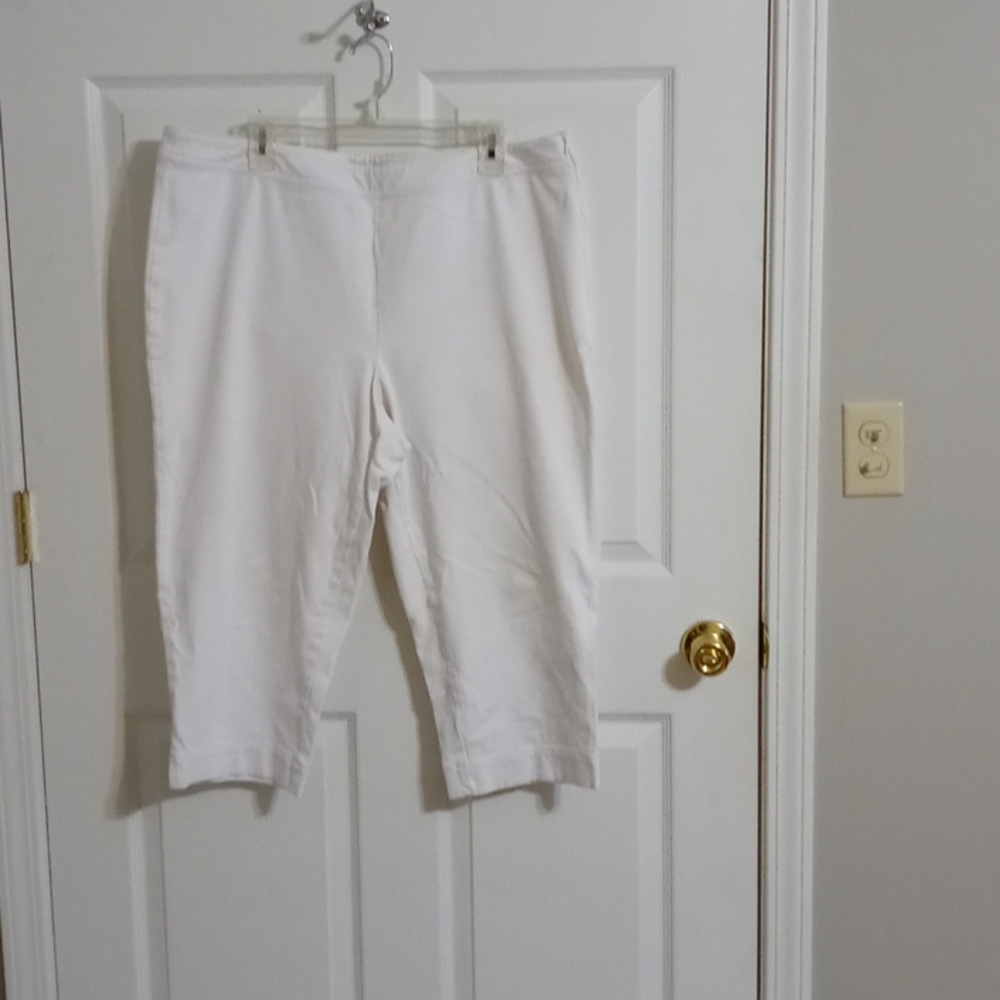 Women's Coldwater Creek Capris